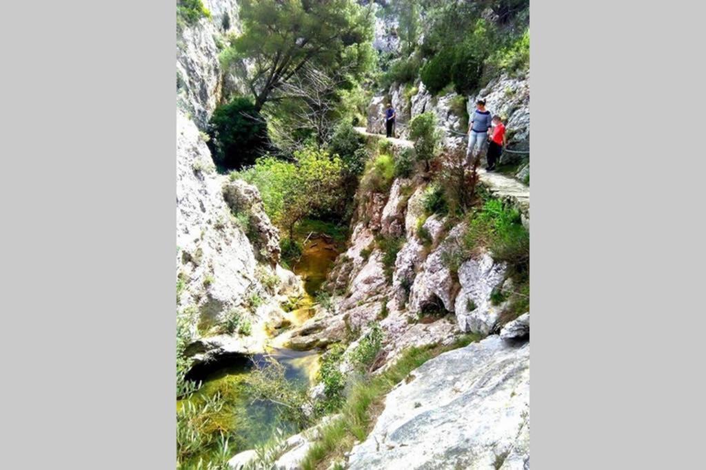 شقة Repaire De Barberousse De جرْويسا المظهر الخارجي الصورة